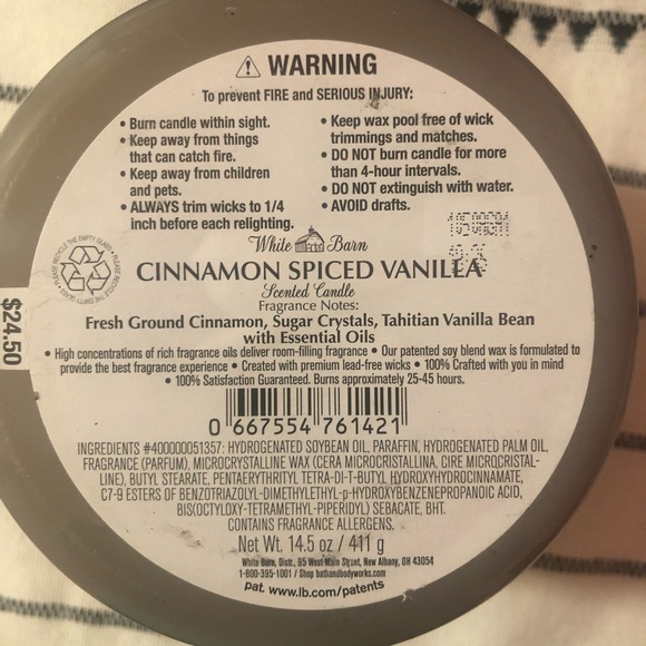 Bath & Body works candle - Picture 2 of 2